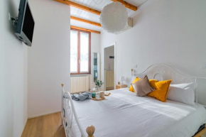 La Corte 48 - Pavia City - by Host4U Pavia